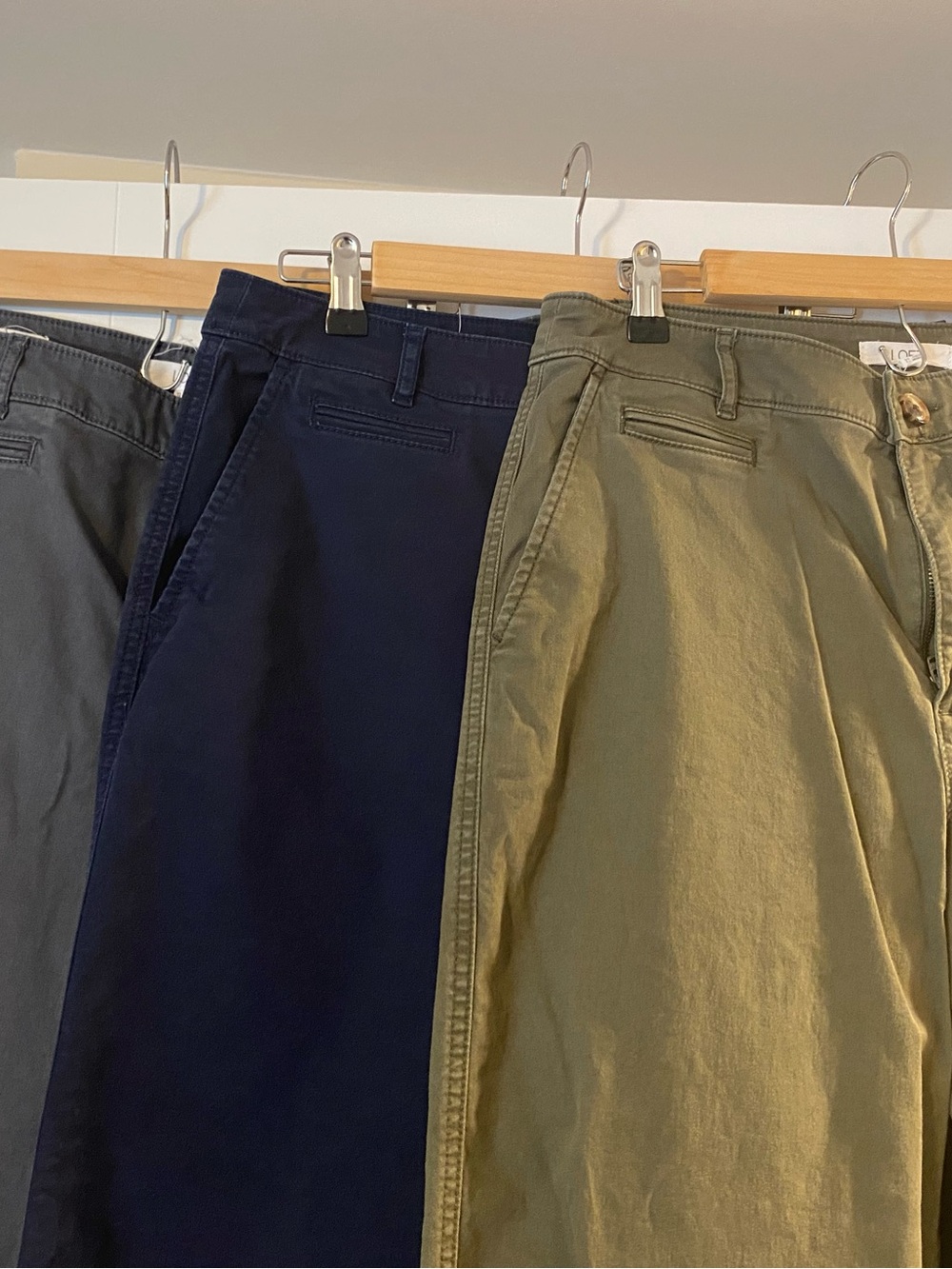 Loft Monroe wide leg khakis - Lot of 3- Olive, Navy, Gray Size 12 - Picture 2 of 6